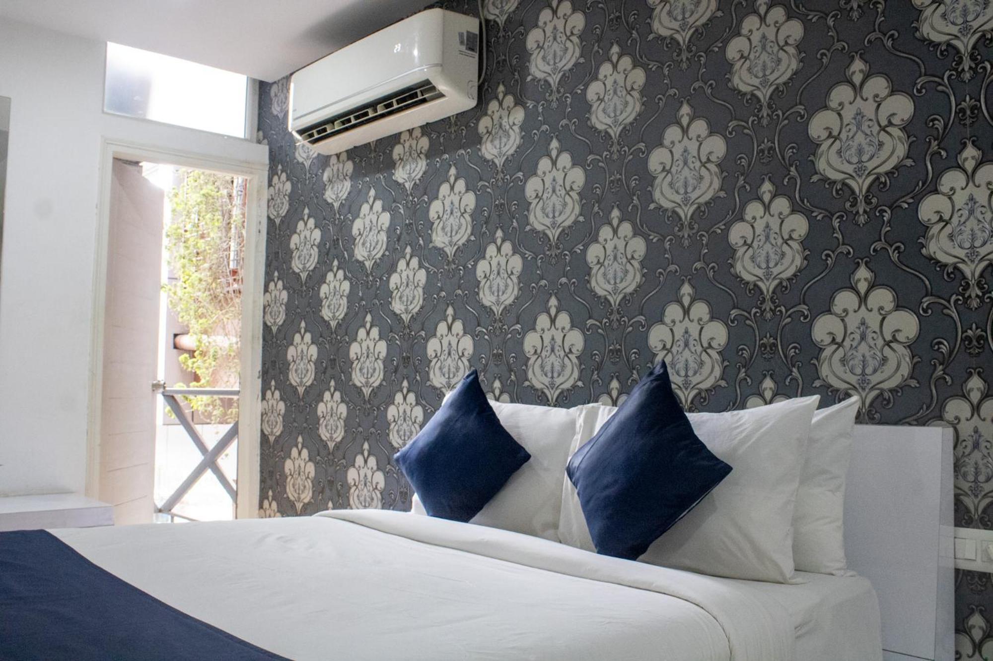 Mystic Hotel Koramangala Bangalore Exterior photo